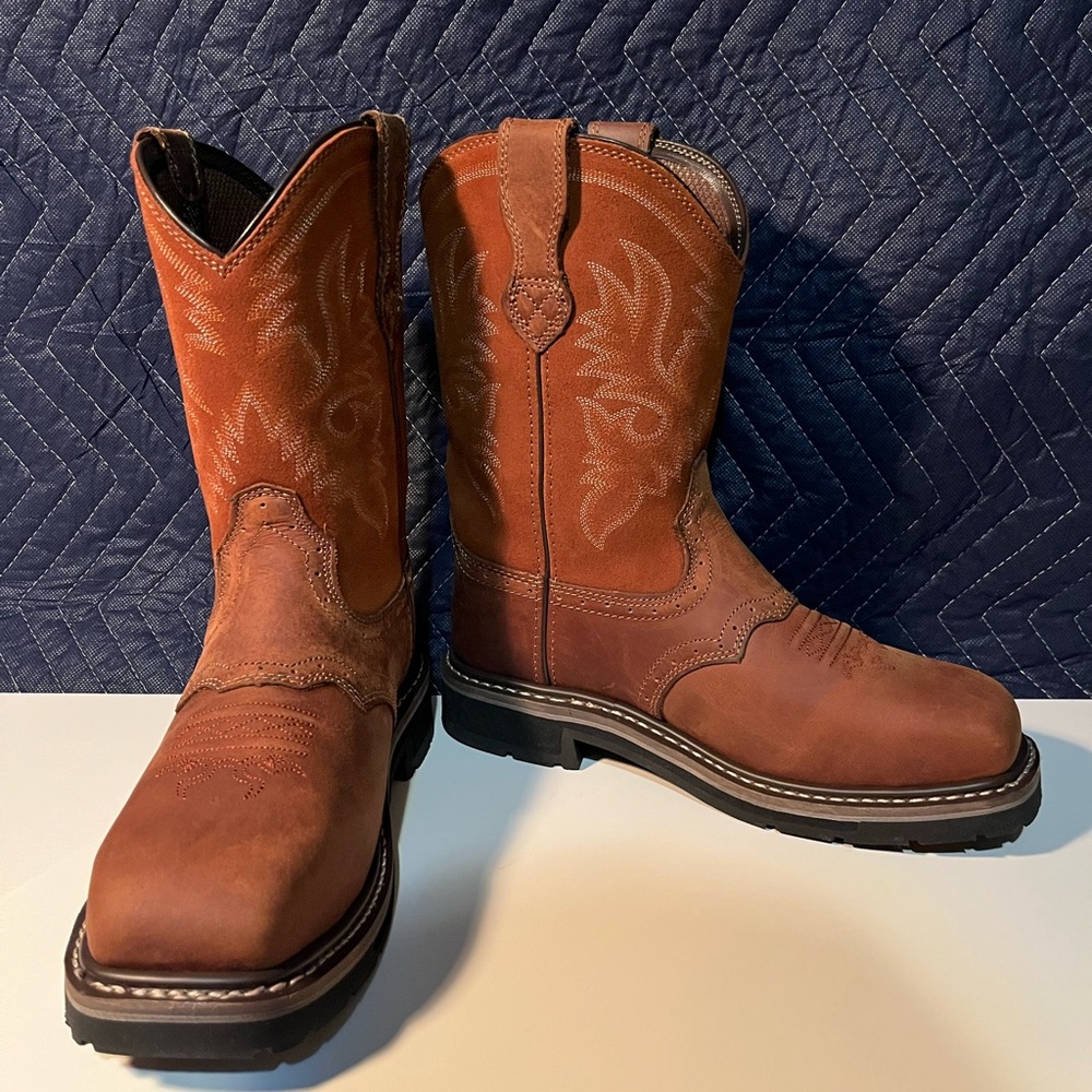 Men’s Cowboy Work Boots. New never worn. 9.5